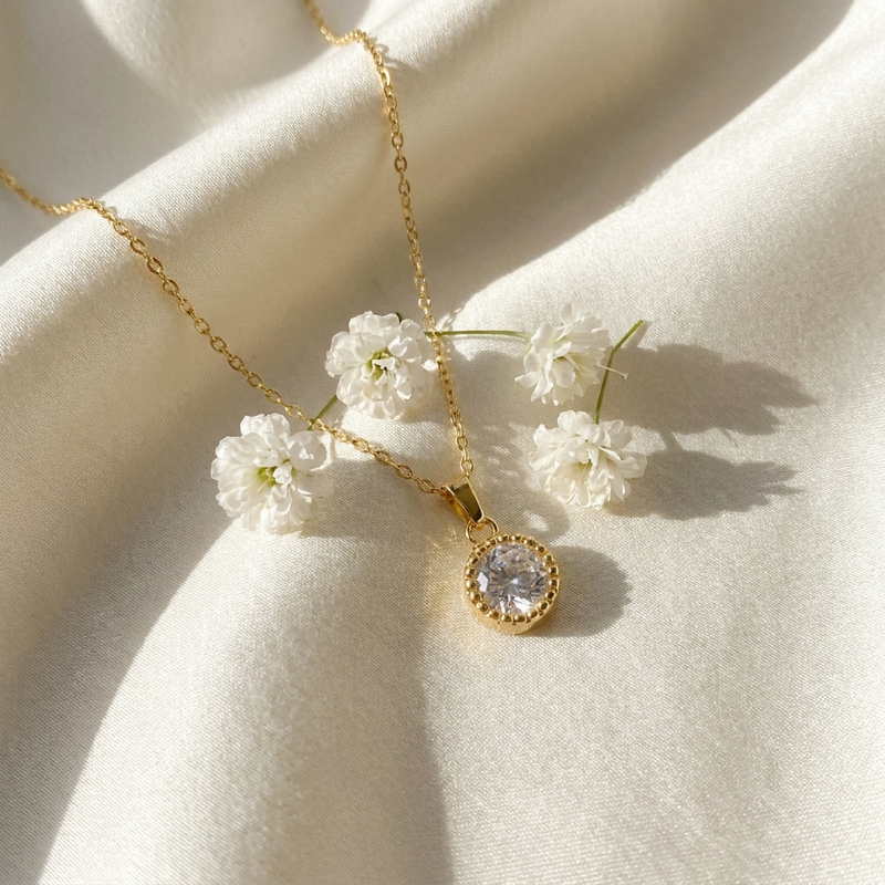 Collier Femme Solitaire Cristal Arc-en-Ciel Plaqué Or
